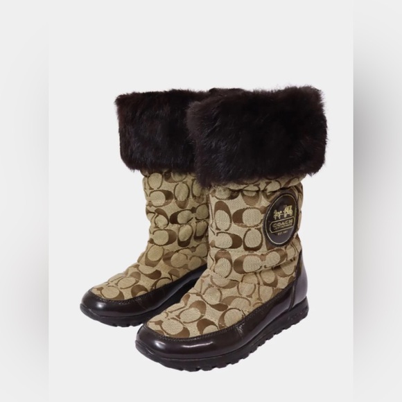 Coach Joyous Fur Trim Logo Snow Boots - Picture 1 of 7